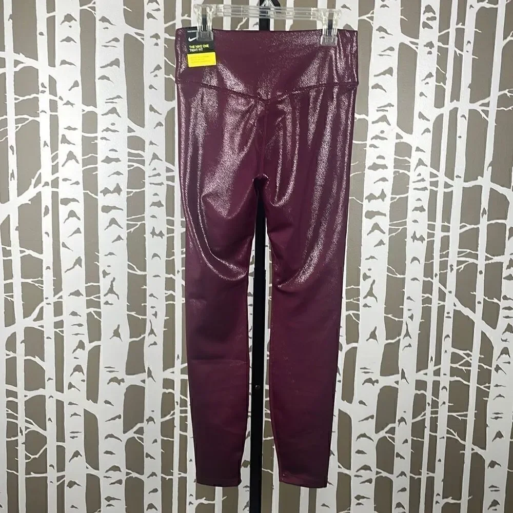 Nike Mid Rise Tight Fit 7/8 Length Training Tight S Maroon Metallic